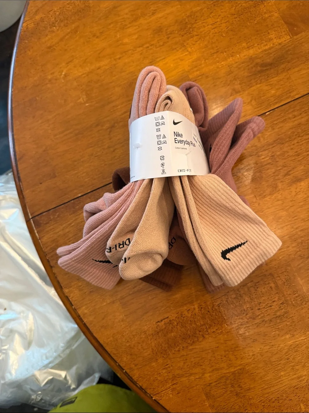 Nike pack crew